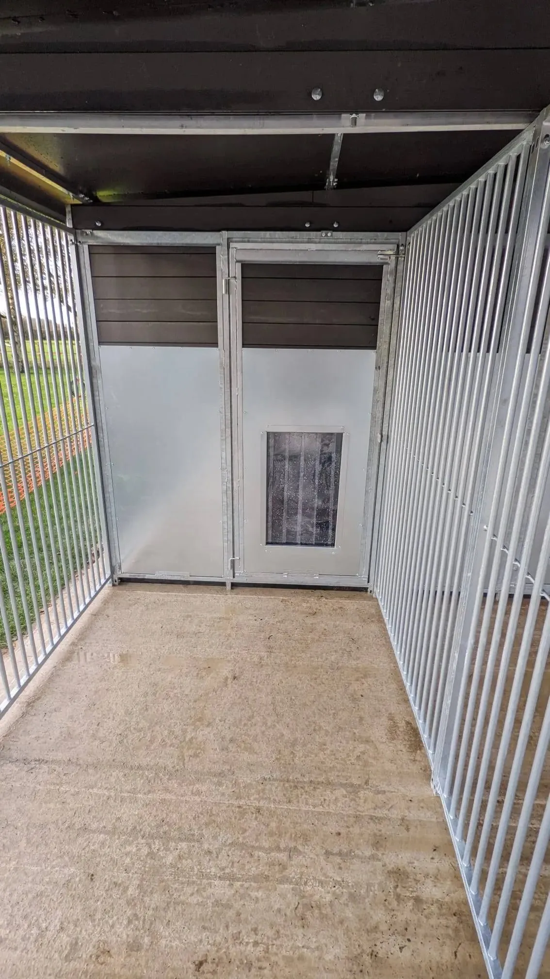 Benchmark Dog Kennel with Apex Roof - Triple 15 x 10ft, Eco Thermal Range