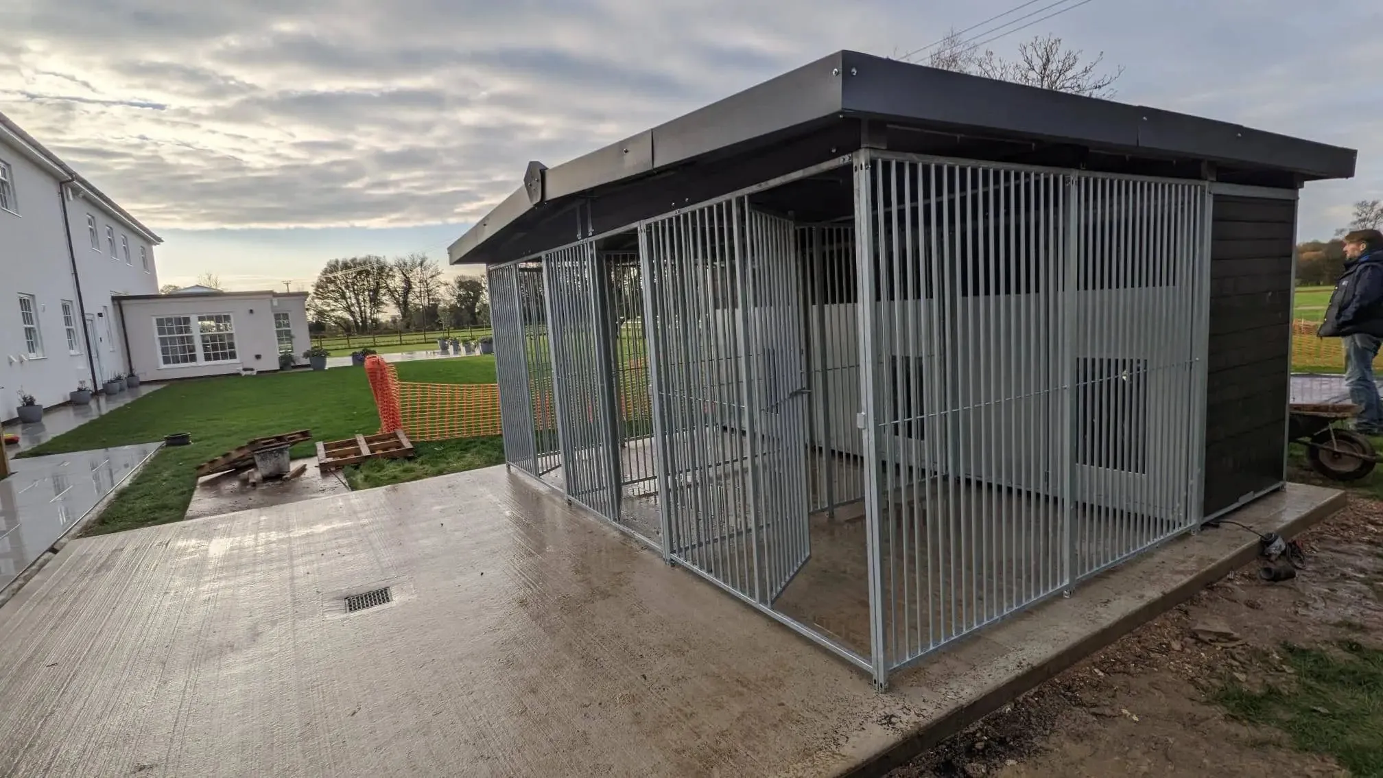 Benchmark Dog Kennel with Apex Roof - Triple 15 x 10ft, Eco Thermal Range