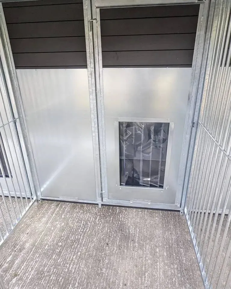 Benchmark Dog Kennel with Apex Roof - Triple 15 x 10ft, Eco Thermal Range