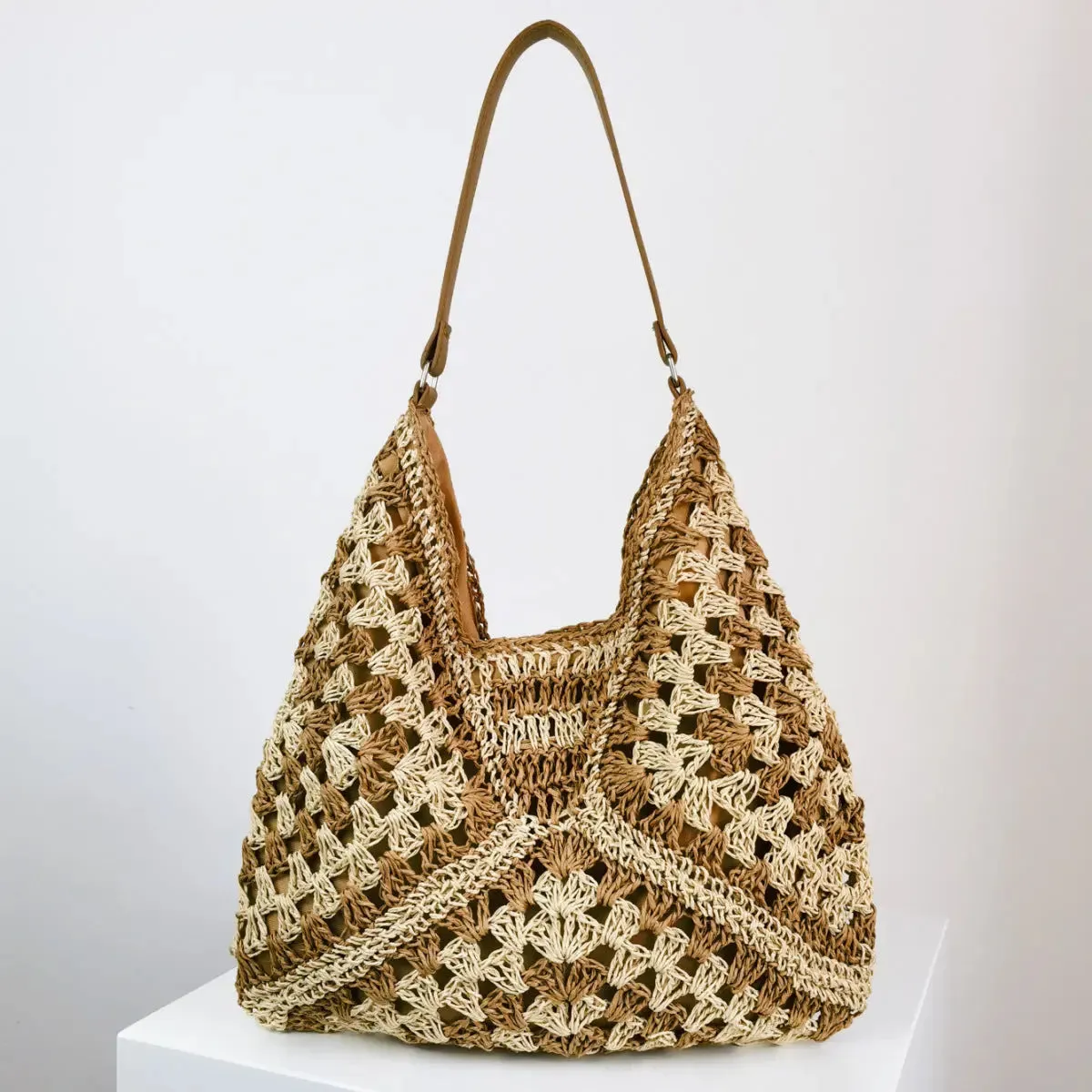 Chic Straw Woven Shoulder Bag