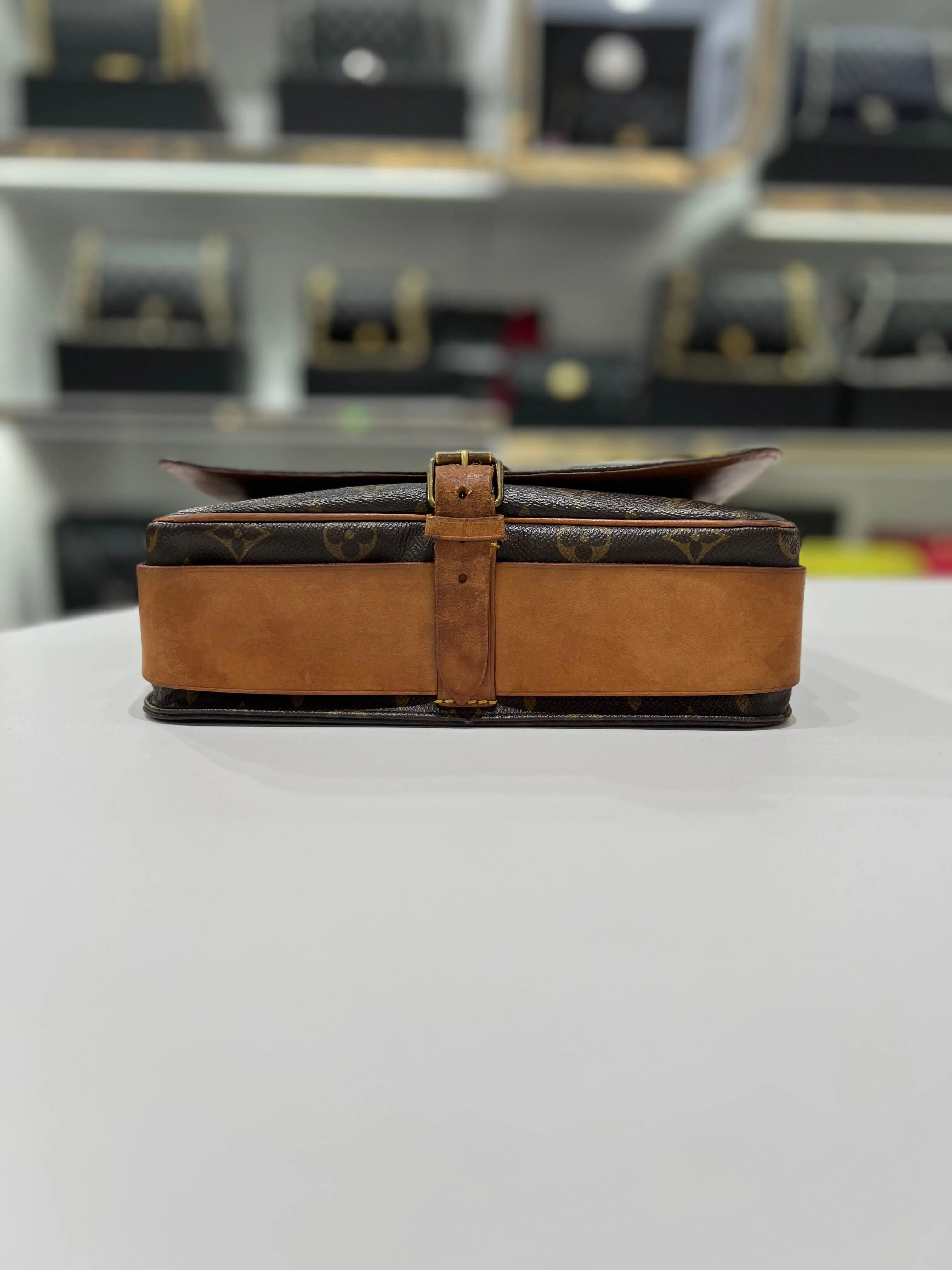 LOUIS VUITTON Cartouchiere MM Shoulder Bag